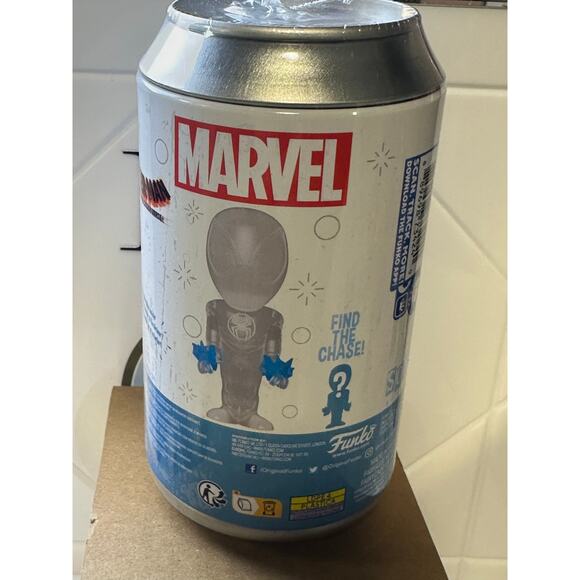 Funko Vinyl Soda: Marvel - Spider-Man (Chase) Amazon (Exclusive) NEW SEALED - Picture 6 of 9